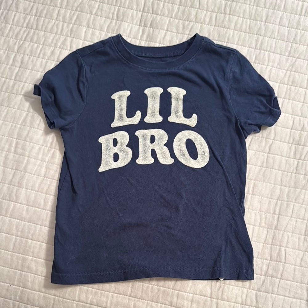 T-Shirts - Picture 2 of 5